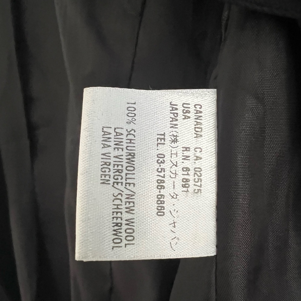 Escada Women's Elegant Black Suit Jacket - 100% New Wool - Picture 5 of 7